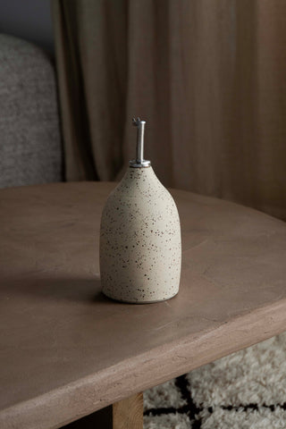 Serif Olive oil bottle