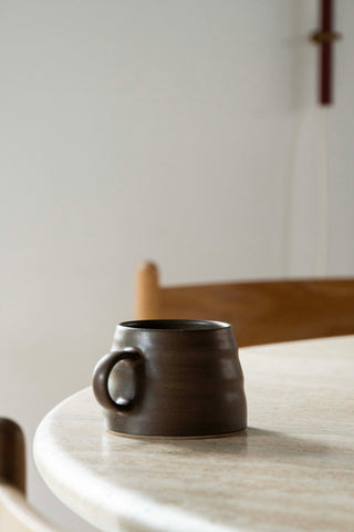 Serif Mug - Brown