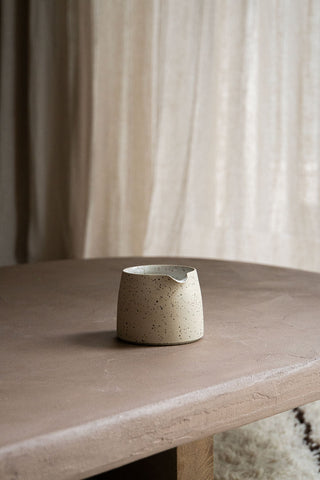 Serif Jug Small - Speckle