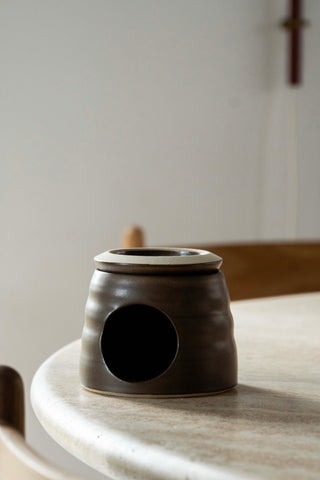 Serif Oil Burner - Brown